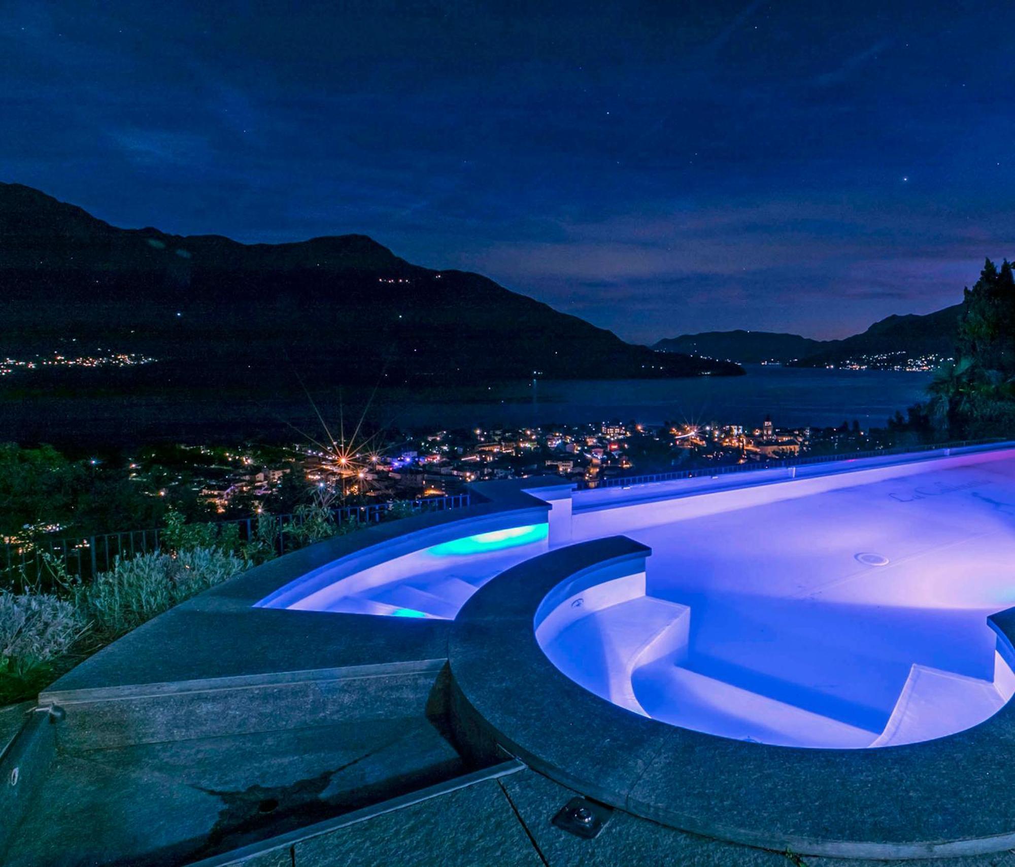 La Collinetta Apartments Vercana Luaran gambar